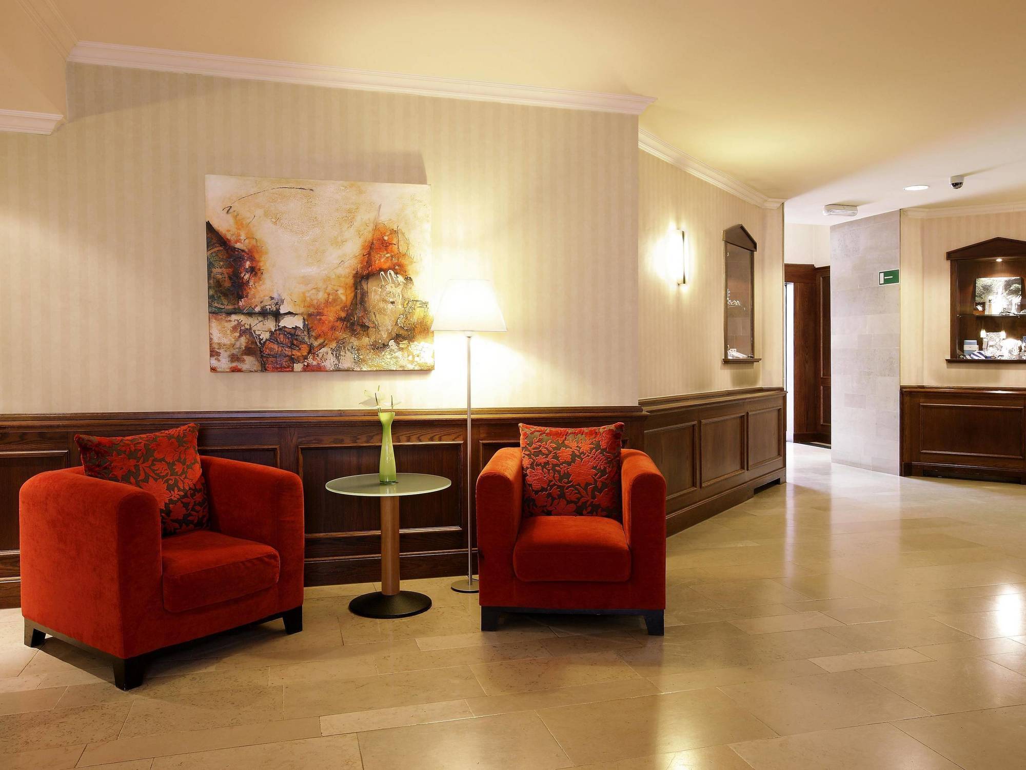 Hotel Nh Gent Sint Pieters Esterno foto